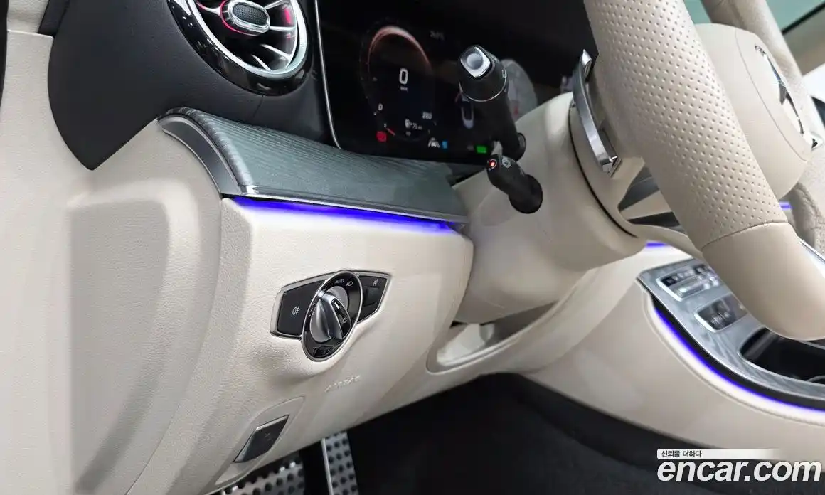 Mercedes-Benz E-Class 2021 3.0 автомат (гидро), фото 29