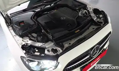 Mercedes-Benz E-Class 2021 3.0 автомат (гидро), миниатюра 5