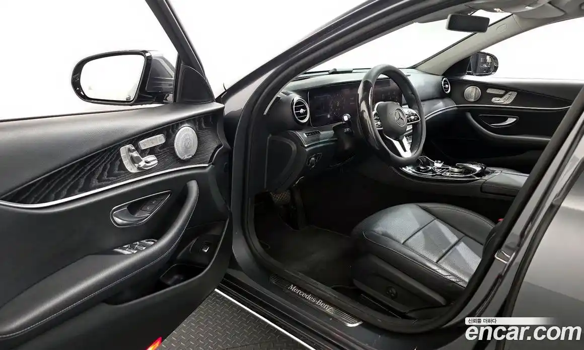 Mercedes-Benz E-Class 2019 2.0 автомат (гидро), фото 13