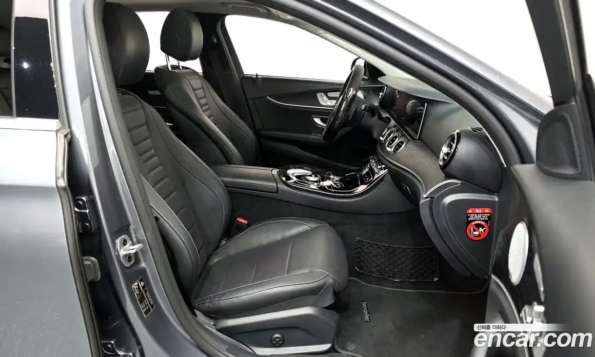 Mercedes-Benz E-Class 2019 2.0 автомат (гидро), фото 16