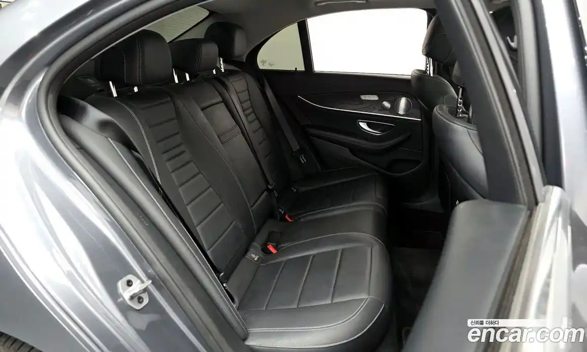 Mercedes-Benz E-Class 2019 2.0 автомат (гидро), фото 17