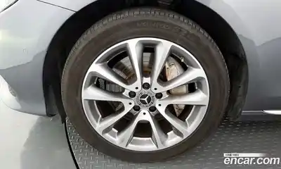 Mercedes-Benz E-Class 2019 2.0 автомат (гидро), миниатюра 5