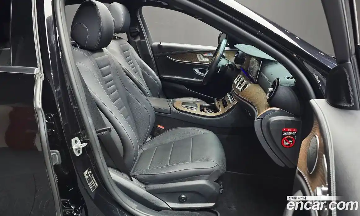 Mercedes-Benz E-Class 2021 2.0 автомат (гидро), фото 18
