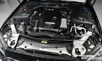 Mercedes-Benz E-Class 2021 2.0 автомат (гидро), миниатюра 6
