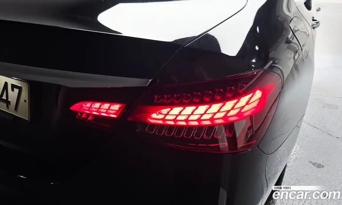Mercedes-Benz E-Class 2021 2.0 автомат (гидро), фото 9