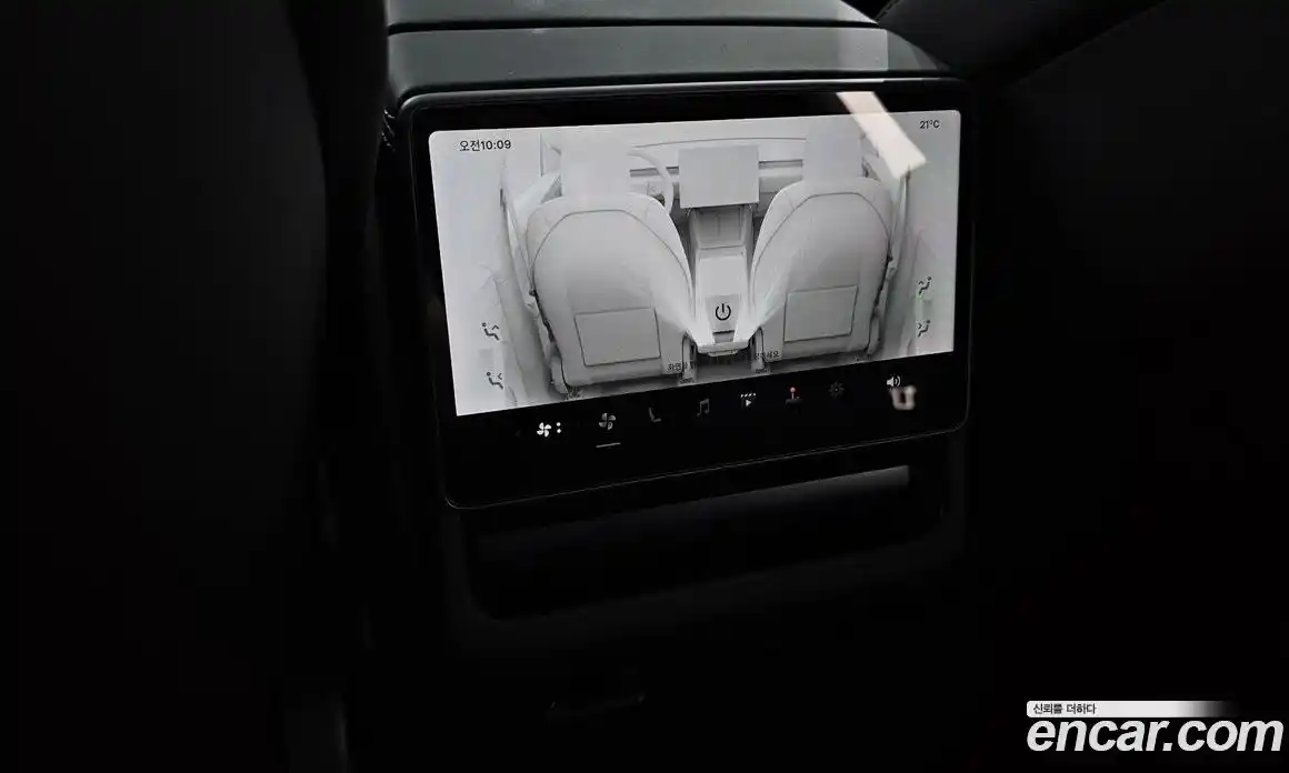 Tesla Model Y 2025 0.2 гидро, фото 24