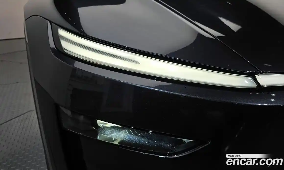 Tesla Model Y 2025 0.2 гидро, фото 8