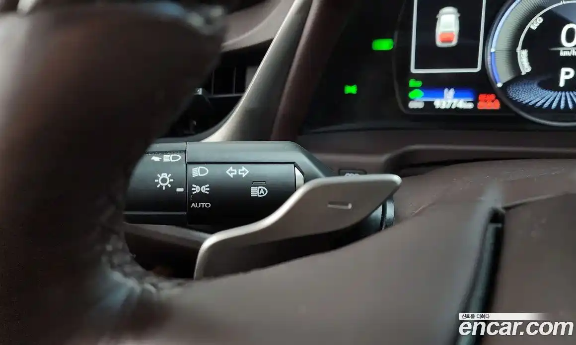 Lexus ES 2019 2.5 гидро, фото 26