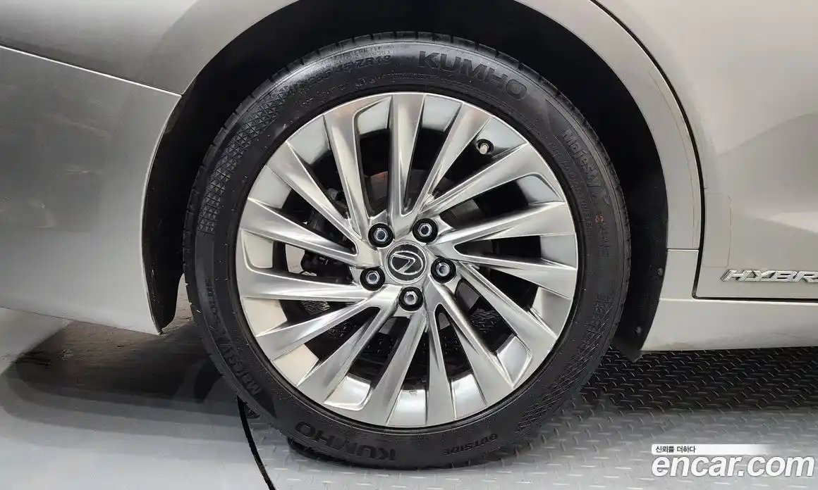 Lexus ES 2019 2.5 гидро, фото 5