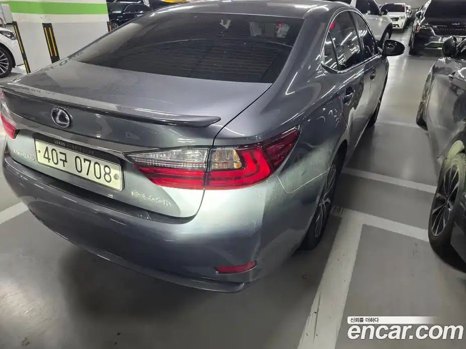 Lexus ES 2016 2.5 вариатор, фото 4