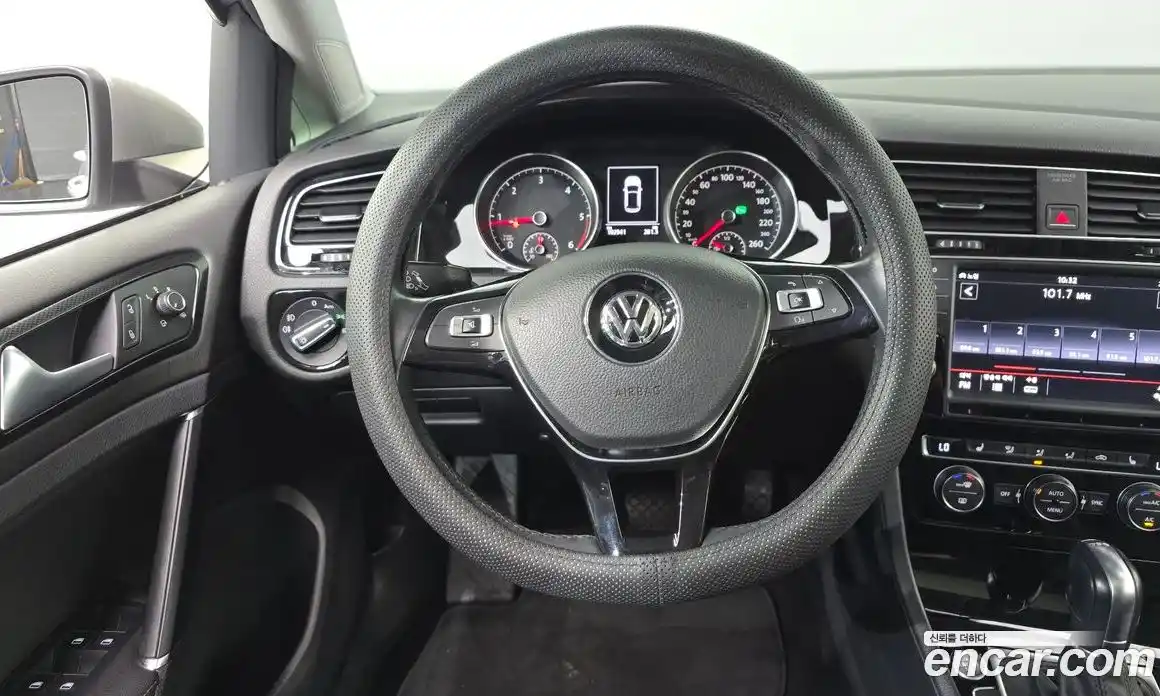 Volkswagen Golf 2014 2.0 автомат (гидро), фото 13