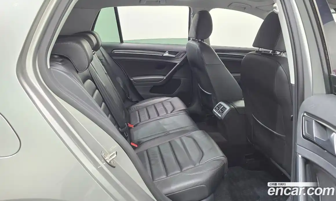 Volkswagen Golf 2014 2.0 автомат (гидро), фото 17