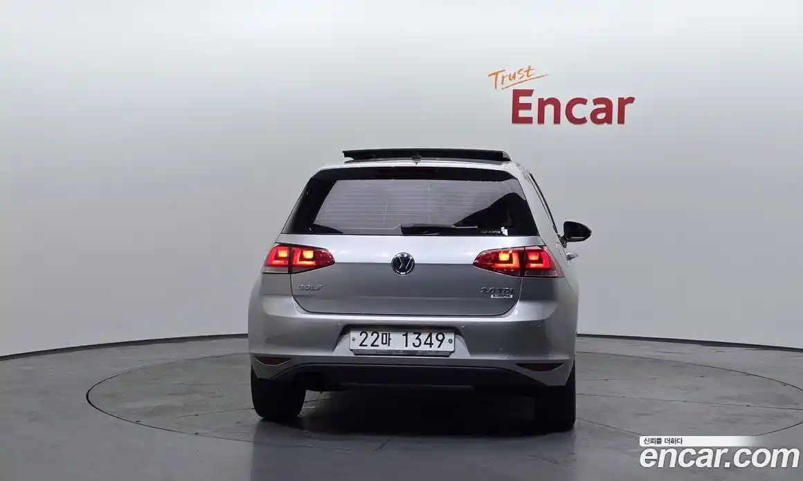 Volkswagen Golf 2014 2.0 автомат (гидро), фото 4