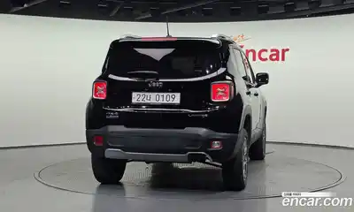 Jeep Renegade 2016 2.0 автомат (гидро), миниатюра 4