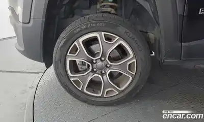 Jeep Renegade 2016 2.0 автомат (гидро), миниатюра 5