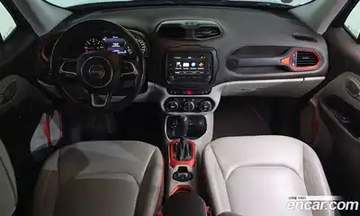 Jeep Renegade 2016 2.0 автомат (гидро), миниатюра 7