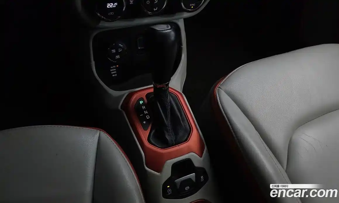 Jeep Renegade 2016 2.0 автомат (гидро), фото 9