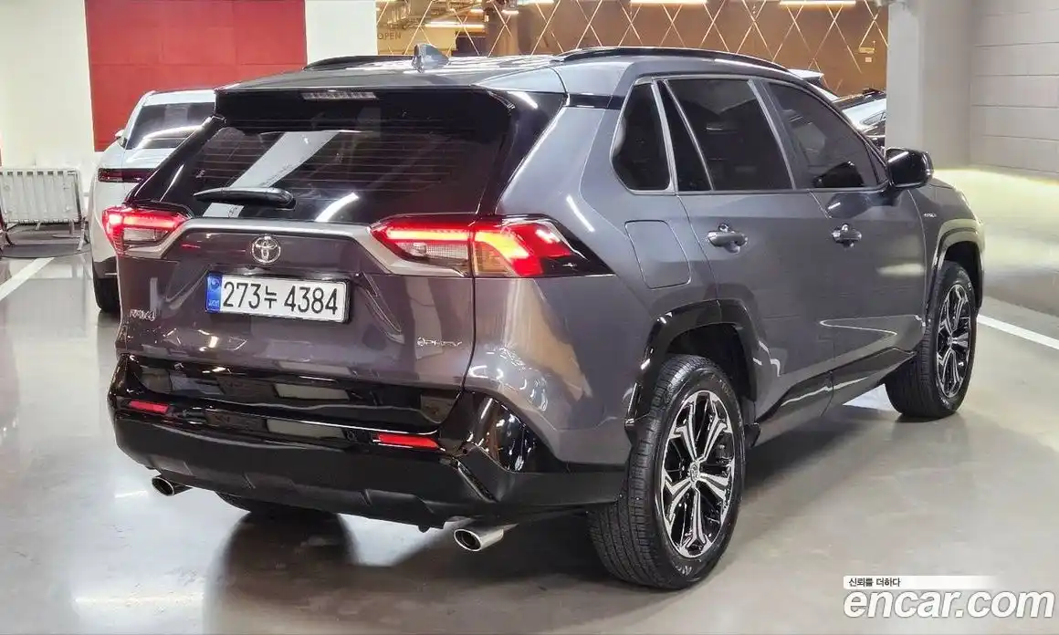 Toyota RAV4 2025 2.5 гидро, фото 4