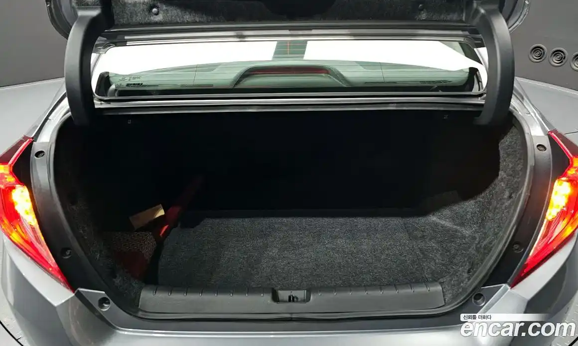 Honda Civic 2017 2.0 автомат (гидро), фото 26