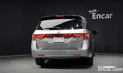 Honda Odyssey 2016 3.5 автомат (гидро), миниатюра 4