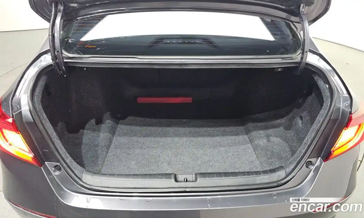 Honda Accord 2019 2.0 автомат (гидро), фото 32