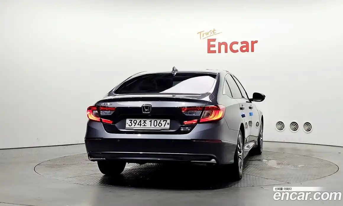 Honda Accord 2019 2.0 автомат (гидро), фото 4