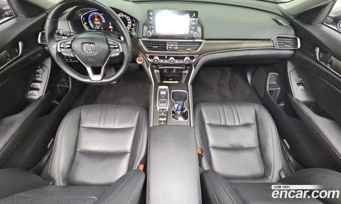Honda Accord 2019 2.0 автомат (гидро), фото 10