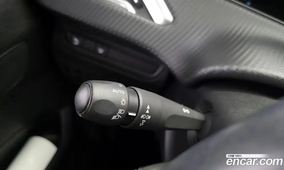 Peugeot 2008 2019 1.5 автомат (гидро), фото 26