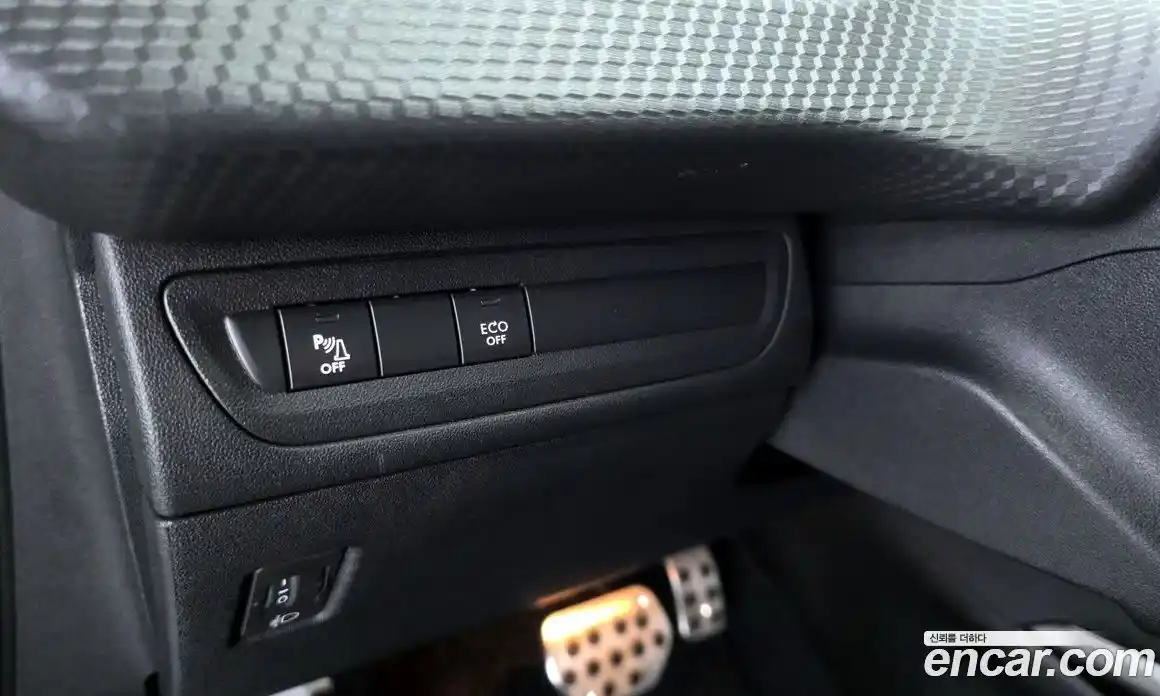 Peugeot 2008 2019 1.5 автомат (гидро), фото 29