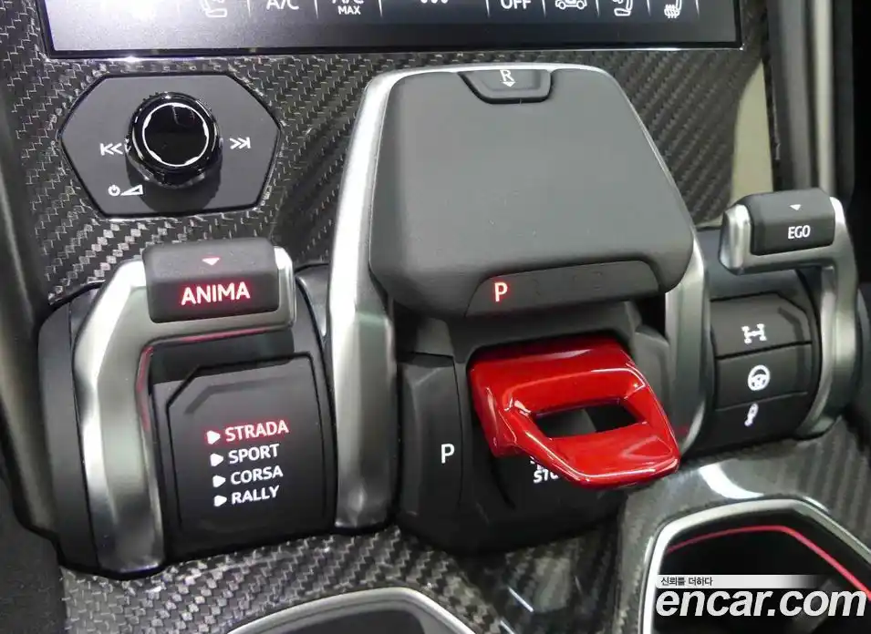 Lamborghini Urus 2024 4.0 гидро, фото 7