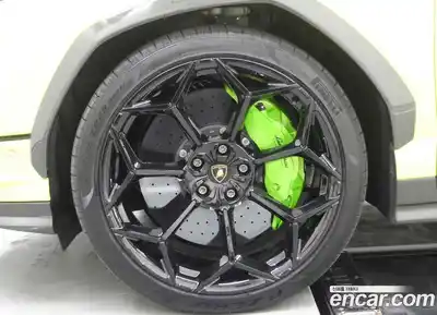 Lamborghini Urus 2024 4.0 гидро, миниатюра 10