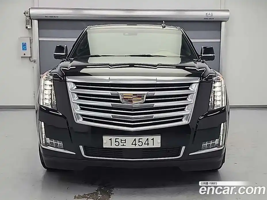 Cadillac Escalade 2017 6.2 гидро, фото 2