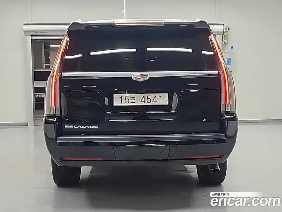Cadillac Escalade 2017 6.2 гидро, фото 3