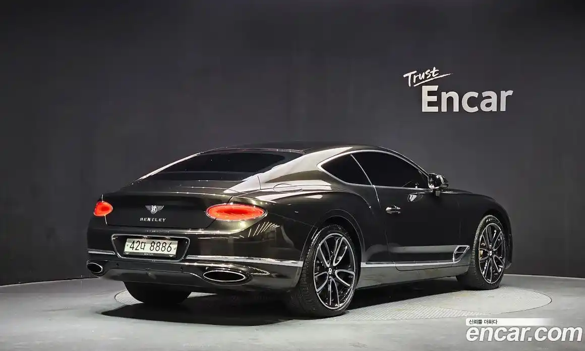 Bentley Continental 2019 6.0 гидро, фото 2