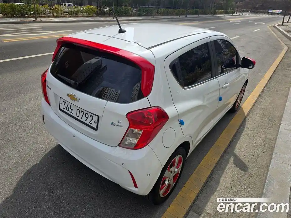 Chevrolet Spark 2016 1.0 автомат (гидро), фото 6