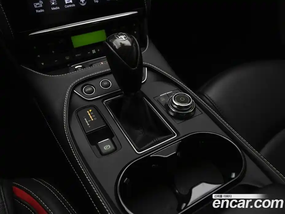 Maserati GranTurismo 2019 4.7 гидро, фото 9