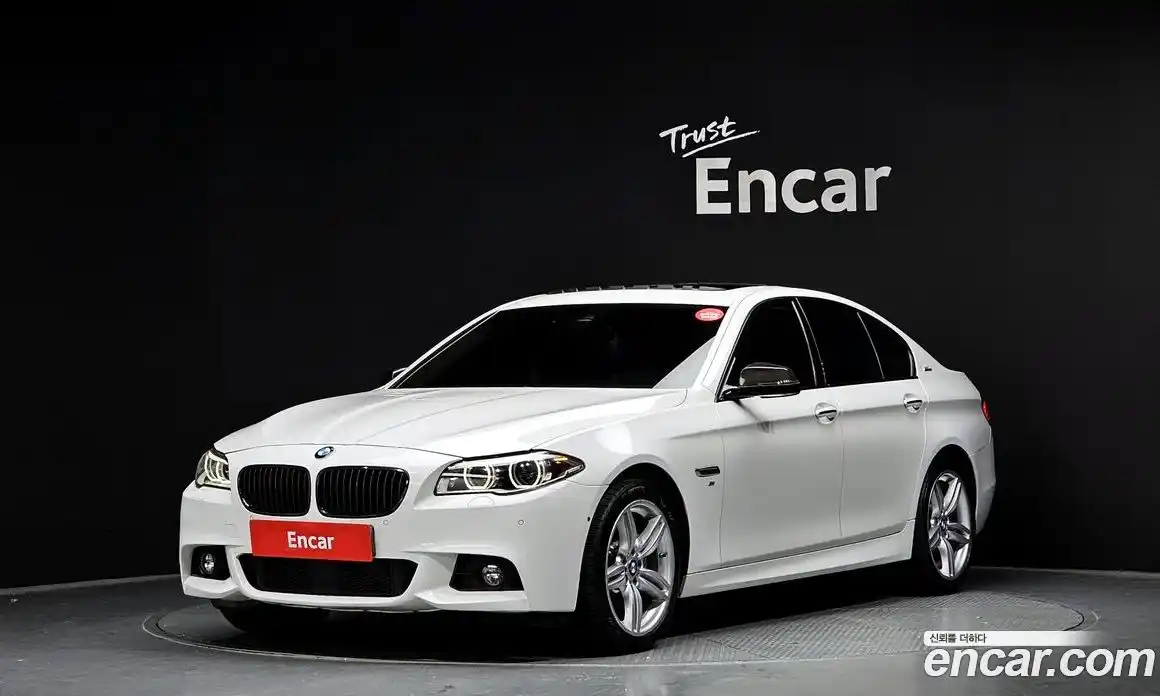 BMW 5 серия 2016 3.0 автомат (гидро), фото 1
