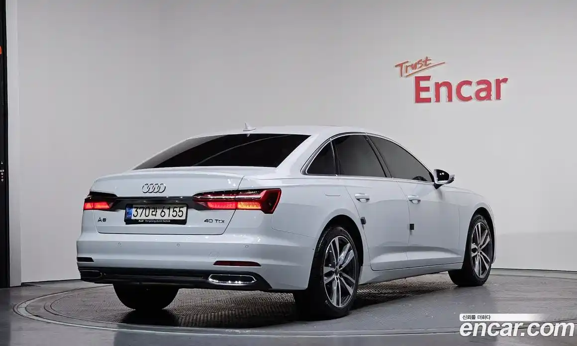 Audi A6 2022 2.0 автомат (гидро), фото 2
