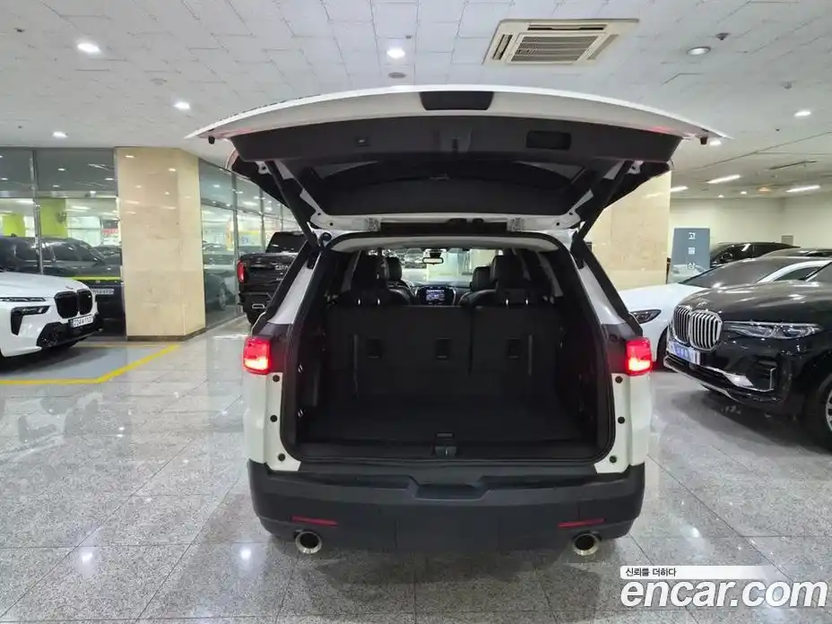 Chevrolet Traverse 2020 3.6 автомат (гидро), фото 5 Chevrolet Traverse 2020 3.6 автомат (гидро), фото 5