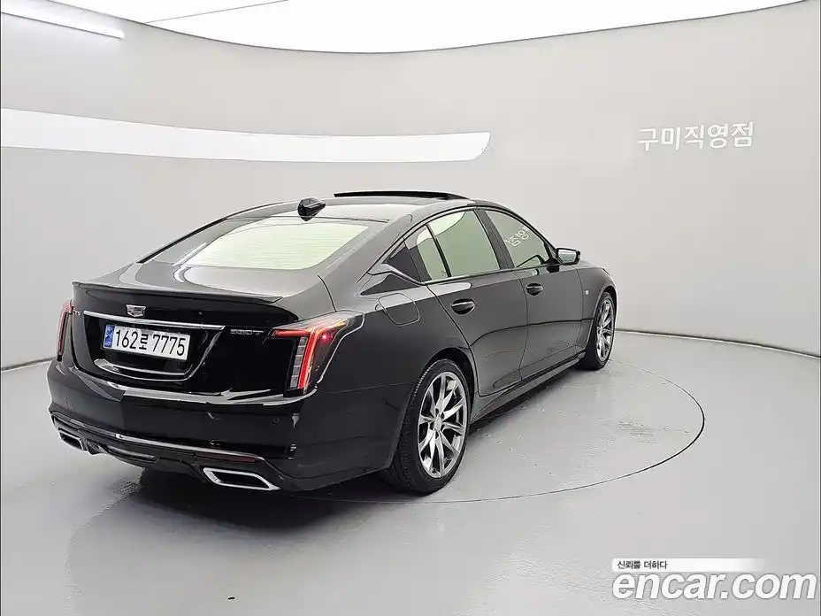 Cadillac CT5 2020 2.0 гидро, фото 2