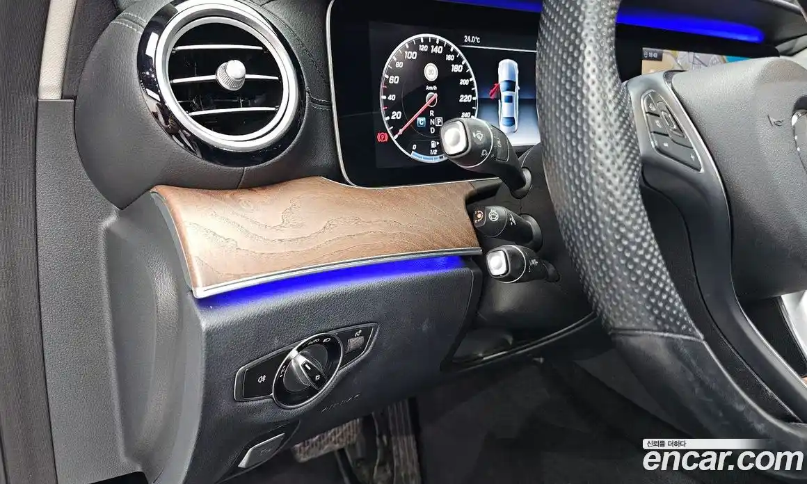 Mercedes-Benz E-Class 2016 2.0 автомат (гидро), фото 32