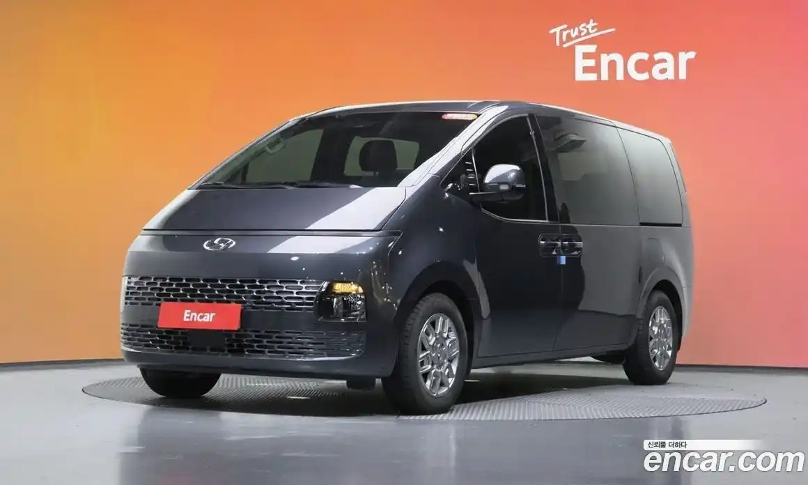 Hyundai Staria 2024 2.2 автомат (гидро), фото 31