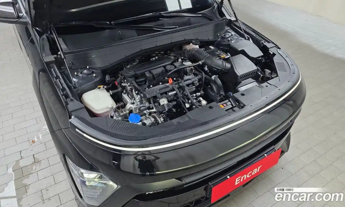 Hyundai Kona 2023 1.6 автомат (гидро), фото 6