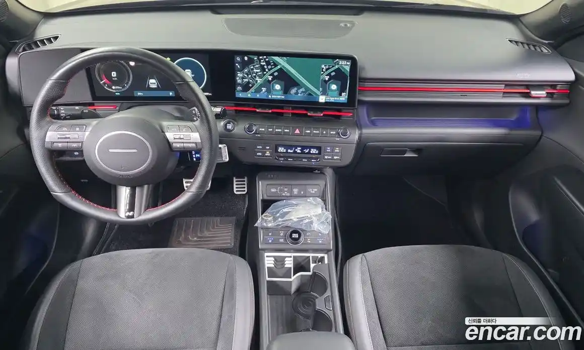 Hyundai Kona 2023 1.6 автомат (гидро), фото 10
