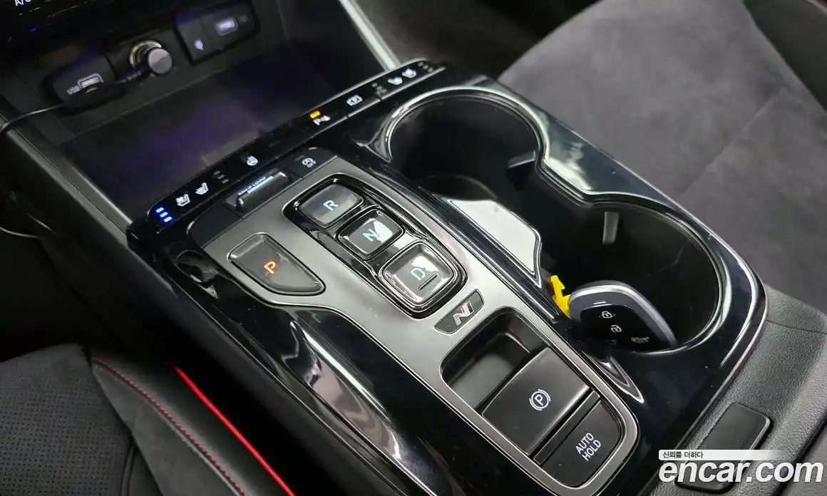 Hyundai Tucson 2022 1.6 автомат (гидро), фото 12