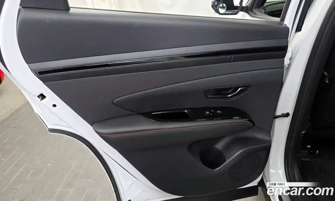 Hyundai Tucson 2022 1.6 автомат (гидро), фото 15