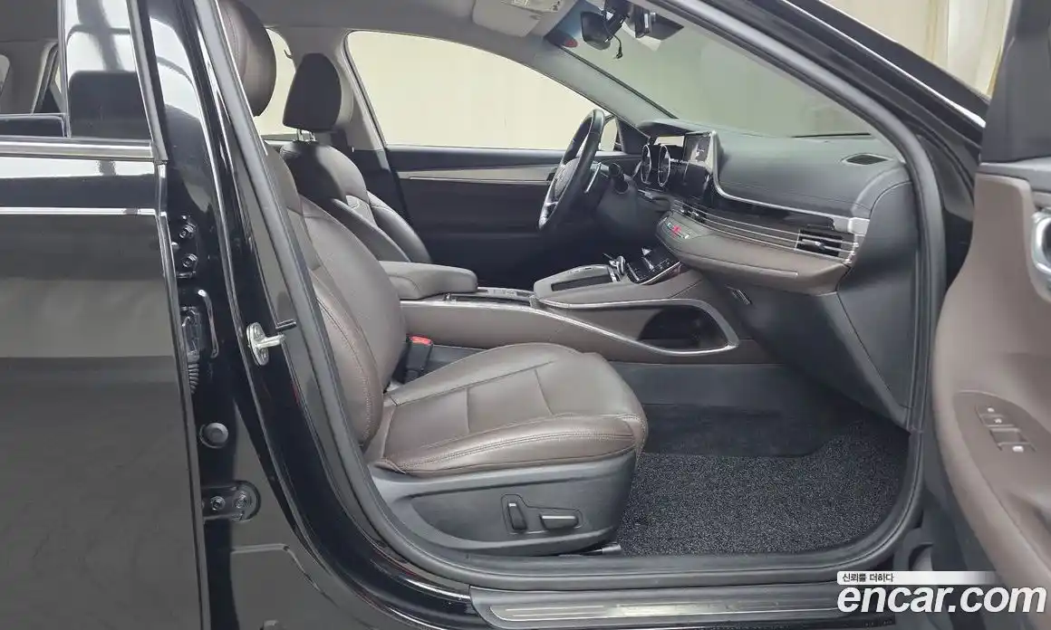 Hyundai Grandeur 2020 2.5 автомат (гидро), фото 16