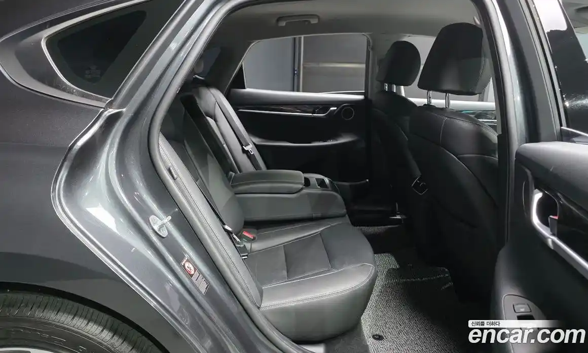 Hyundai Grandeur 2019 2.4 автомат (гидро), фото 12