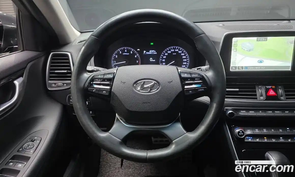 Hyundai Grandeur 2019 2.4 автомат (гидро), фото 13