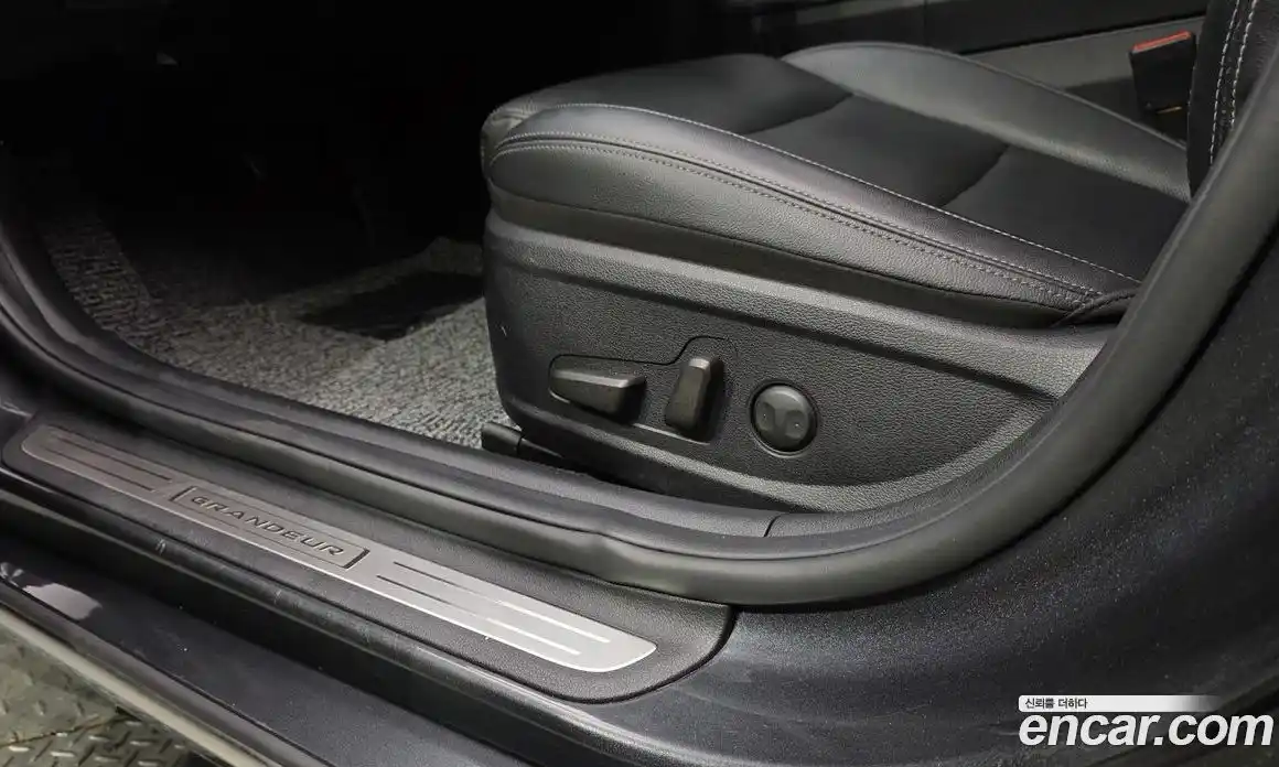 Hyundai Grandeur 2019 2.4 автомат (гидро), фото 18